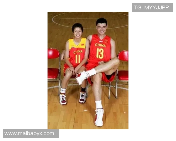 姚明最新照片曝光展现篮球巨星风采与生活点滴 姚明最新照片曝光展现篮球巨星风采与生活点滴