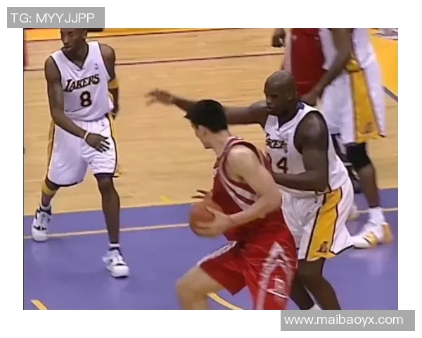 在纽约街头偶遇姚明的惊喜瞬间与篮球传奇的亲密接触 在纽约街头偶遇姚明的惊喜瞬间与篮球传奇的亲密接触