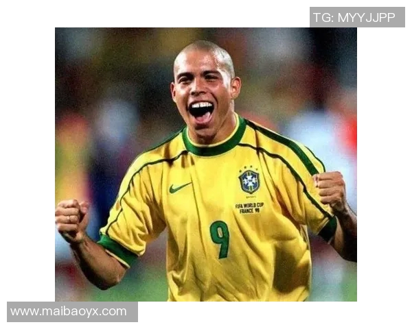 足球明星黄长头发的魅力与风格探讨以及对球迷的影响 足球明星黄长头发的魅力与风格探讨以及对球迷的影响