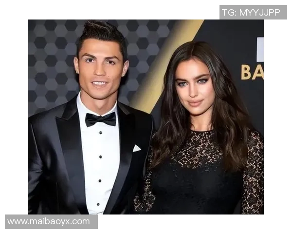 足球明星C罗现女友曝光两人甜蜜互动引发热议 足球明星C罗现女友曝光两人甜蜜互动引发热议